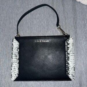 COLE HAAN Fallon Demi Wristlet Clutch Wallet Black Leather/Faux Snakeskin NWOT.